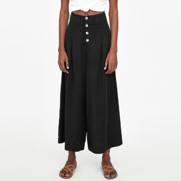 Zara Black Cropped Pant with Button Up Fly - Picture 3 of 4